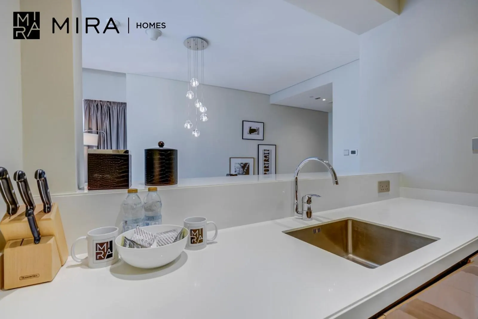アパート Mira Holiday Homes - Furnished 1 Bedroom In Paramount ドバイ